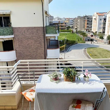 Holihome Hill View *